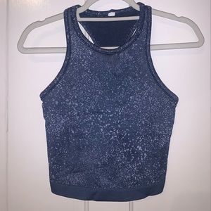 Lululemon patterned cropped tank top with built in bra